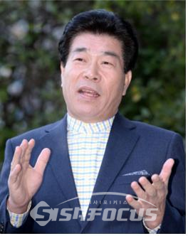 노병한 칼럼니스트