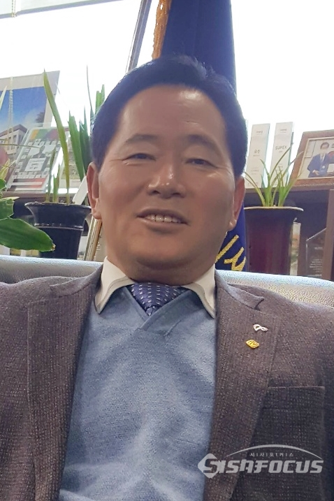 의정부시자원봉사센터 이용걸 이사장.사진/고병호 기자