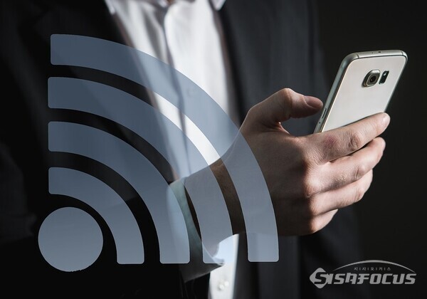 제주도는 4월부터 8월까지 동문시장과 매일올레시장에 와이파이 기반 사물인터넷서비스(IoT)가 가능하도록 다양한 서비스를 제공할 계획이다.사진/제주특별자치도