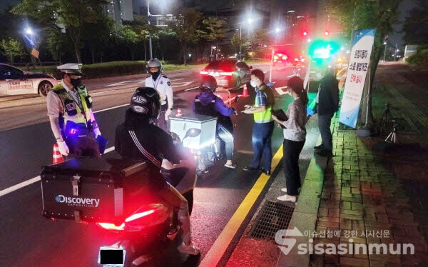파주시,파주경찰서.한국교통안전공단 운행차 소음 합동단속 현장 / ⓒ사진/파주시