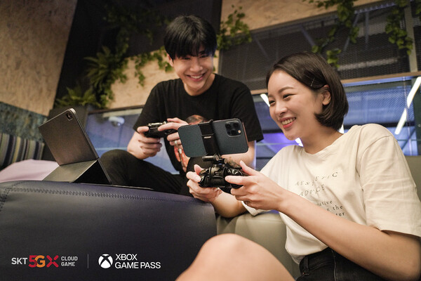 iOS OS와 PC 이용 고객들도 ‘5GX 클라우드 게임’ 서비스를 이용할 수 있게 됐다. ⓒSK텔레콤
