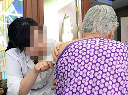 사진은 기사내용과 직접적인 관련없는 독감백신 접종모습 / ⓒ뉴시스DB