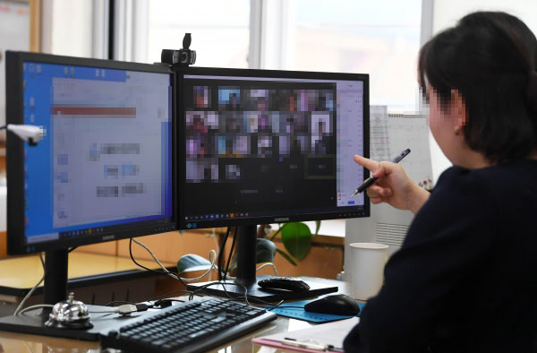 사진은 기사내용과 직접적인 관련없는 원격수업을 하는 모습 / ⓒ뉴시스DB