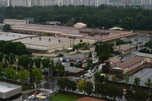 주한미군 용산기지를 포함해 22곳 중 12곳의 미군기지는 반환받는다 / 사진은 주한미군 용산기지 모습 ⓒ뉴시스DB