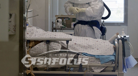 연명의료결정제도가 시행된 지 3년 6개월만에 사전연명의료의향서 제출자가 100만명이 넘어섰다 / ⓒ시사포커스DB