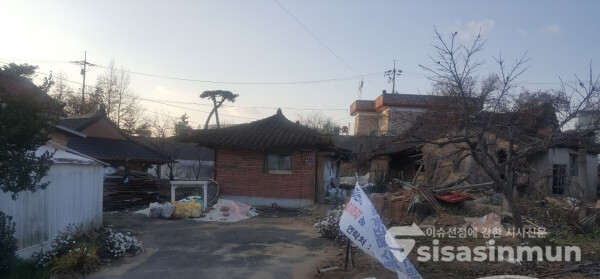 건축 인·허가 신청에 따른 집단민원 발생현장.사진/고병호 기자