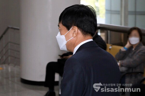 이성윤 서울고검장이 서울중앙지법에 출석하고 있다. [사진 / 오훈 기자]