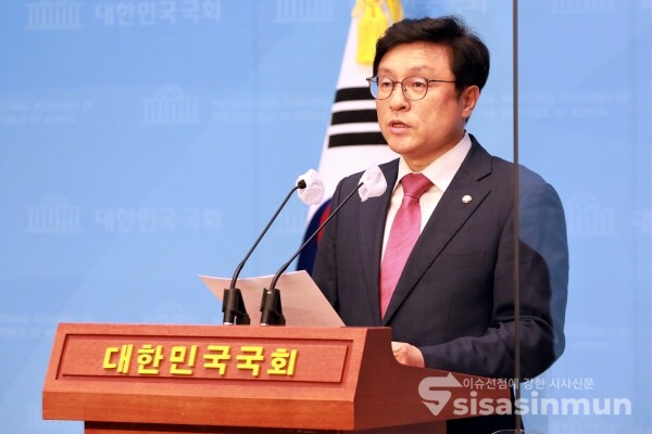 박형수 원내대변인이 논평을 하고 있다. [사진 /오훈 기자]