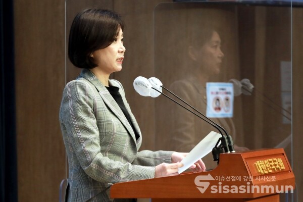 허은아 수석대변인이 논평을 하고 있다. [사진 /오훈 기자]