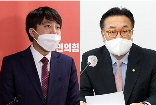 이준석 국민의힘 당대표(좌)와 5선의 중진인 정진석 의원. 시사포커스DB