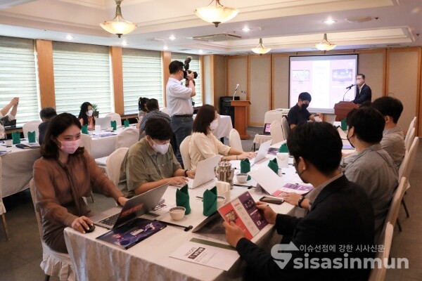 밸로프가 기자간담회를 가지고 있다. [사진 /오훈 기자]