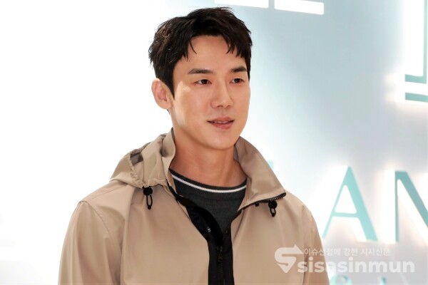 배우 유연석이 포즈를 취하고 있다. [사진 / 오훈 기자]