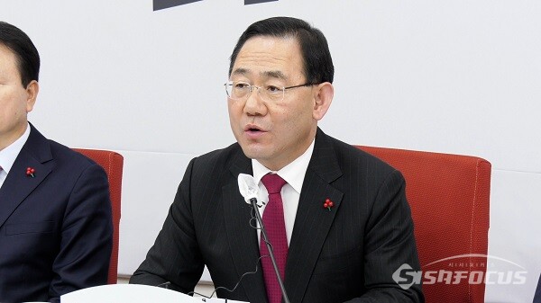 국민의힘 주호영 원내대표가 지난 9일 오후 서울 여의도 국회에서 열린 예산안 관련 기자간담회에서 발언하고 있는 모습. 사진 / 권민구 기자