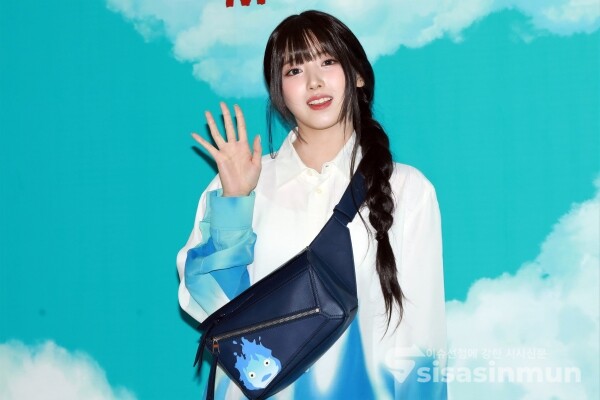 엔믹스의 지우가 포즈를 취하고 있다. [사진 / 오훈 기자]