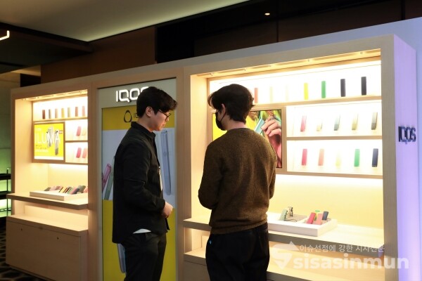 신제품을 선보이고 있다. [사진 /오훈 기자]