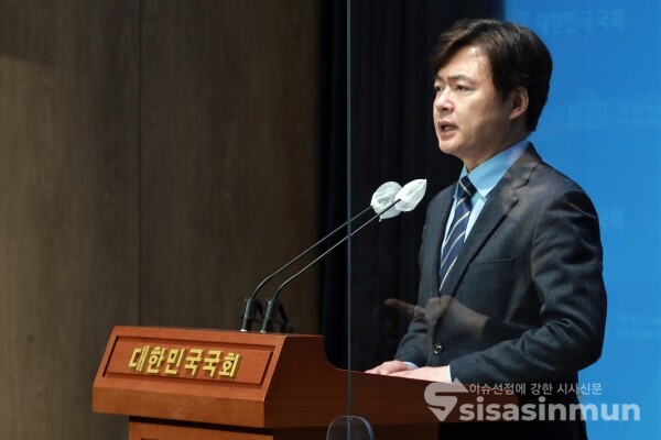 김현정 대변인이 논평을 하고 있다. [사진 / 오훈 기자]