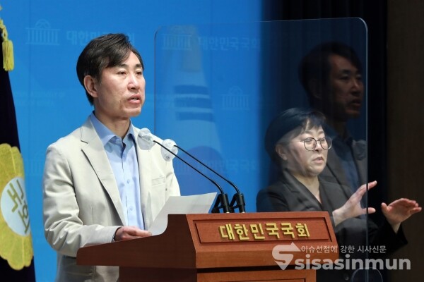 하태경 국민의힘 의원이 기자회견을 하고 있다. [사진 /오훈 기자]