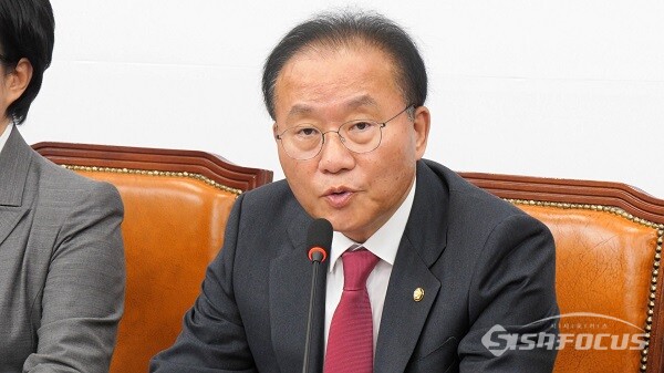 국민의힘 윤재옥 원내대표가 20일 오전 서울 여의도 국회에서 열린 국민의힘 최고위원회의에서 발언하고 있다. 사진 / 김경민 기자