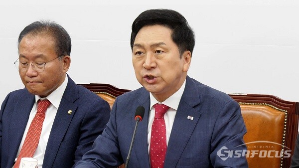 국민의힘 김기현 대표가  지난 12일 오전 서울 여의도 국회에서 열린 국민의힘 최고위원회의에서 발언하고 있다. 사진 / 김경민 기자