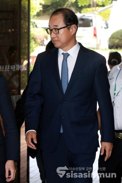 4일 이성만 무소속 의원이 출석하고 있다. [사진 /오훈 기자]