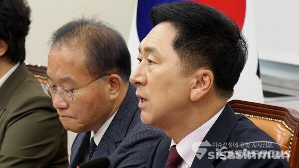 국민의힘 김기현 대표가 서울 여의도 국회에서 열린 최고위원회의에서 발언하고 있다. 사진 / 김경민 기자