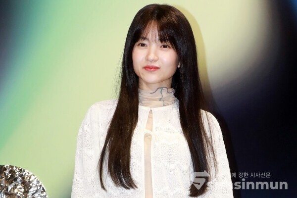 17일 배우 김태리가 포즈를 취하고 있다. [사진 / 오훈 기자]