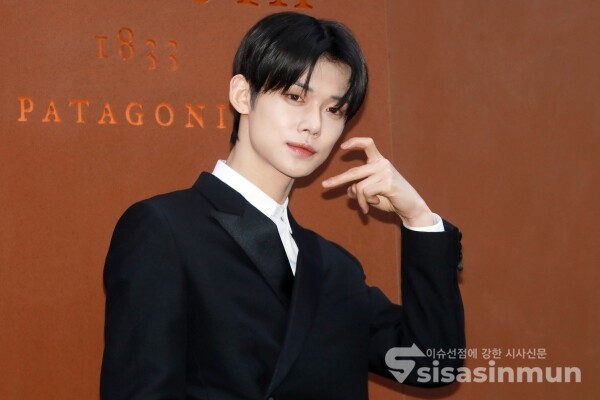 1일 그룹 투모로우바이투게더 연준이 포즈를 취하고 있다. [사진 /오훈 기자]