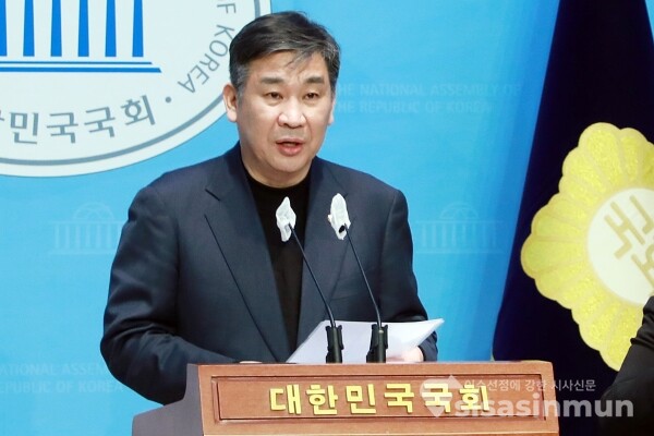 29일 최승재 의원이 기자회견을 하고 있다. [사진 /오훈 기자]