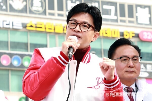 지난 달 30일 한동훈 총괄선거대책위원장이 지원유세하고 있다. [사진 /오훈 기자]