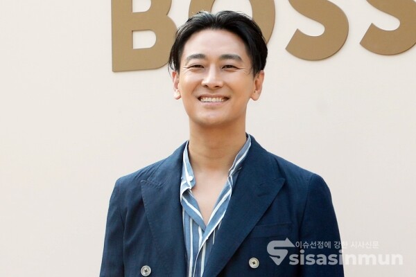 5일 배우 주지훈이 포즈를 취하고 있다. [사진 /오훈 기자]