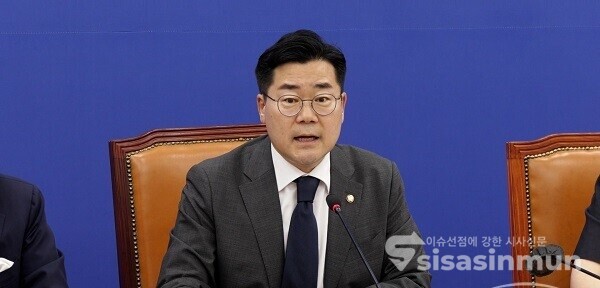 더불어민주당 박찬대 원내대표가 지난 달 19일 오후 서울 여의도 국회에서 열린 국회 원 구성 관련 언론브리핑에서 국민의힘 추경호 원내대표의 원 구성 제안에 대한 입장을 밝히고 있다. 사진 / 이 훈 기자