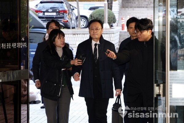 18일 류광진 티몬 대표가 구속 전 피의자 심문(영장실질심사)에 출석하고 있다.