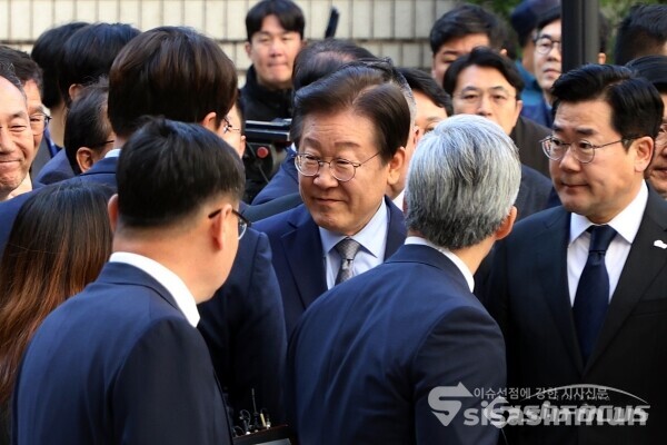 15일 이재명 더불어민주당 대표가 출석하고 있다. [사진 / 오훈 기자]