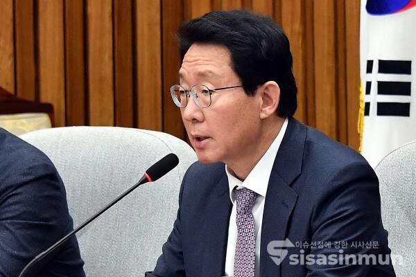 17일 김상훈 정책위의장이 발언을 하고 있다.