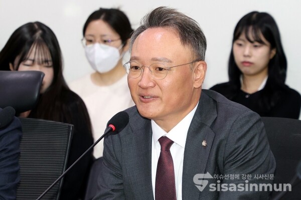 20일 안상훈 의원이 인사말을 하고 있다. [사진 /오훈 기자]