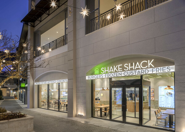 쉐이크쉑 매장 30호 점이 부산에 문을 연다. ⓒSPC