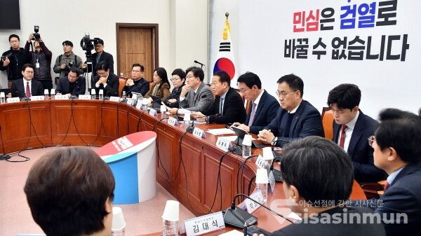 6일 권영세 비대위원장이 모두발언을 하고 있다.