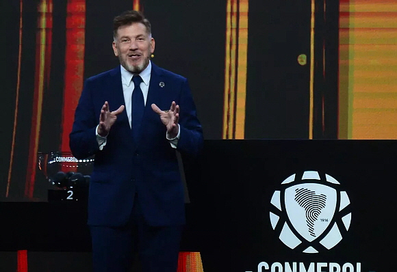 도밍게스 남미축구연맹 회장, 브라질 침팬지 비유 논란. ⓒAFP