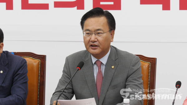 국민의힘 '이재명 사법파괴 저지' 특별위원회 유상범 위원장이 18일 서울 여의도 국회에서 열린 특위 1차 회의에서 모두발언을 하고 있다. 사진 / 김경민 기자 (2024.6.18)