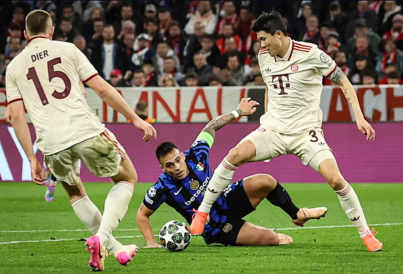 김민재, 컨디션 악재에도 고군분투. ⓒ바이에른 뮌헨