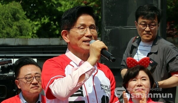 20일 김문수 대선 후보가 지지를 호소하고 있다. 사진 / 시사신문DB