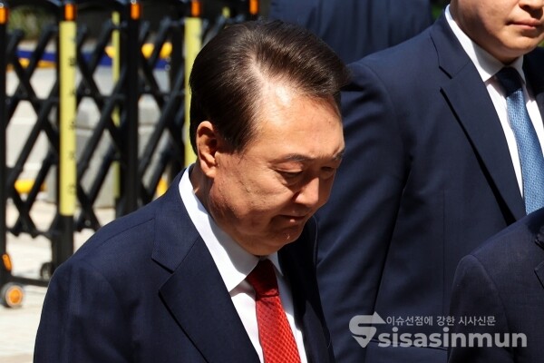 26일 윤석열 전 대통령이 5차 공판에 출석하고 있다.