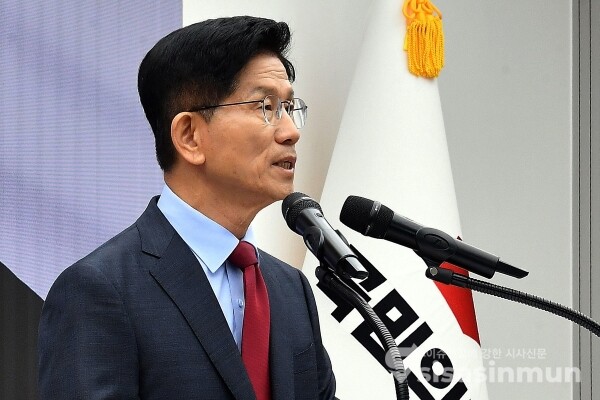 30일 김문수 대선 후보가 대국민 호소문을 발표하고 있다.