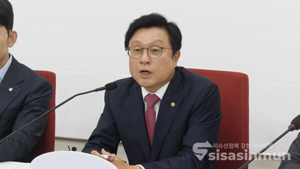 박형수 국민의힘 원내수석부대표가 13일 국회에서 현안 관련 기자간담회를 하고 있다. 사진 / 김경민 기자