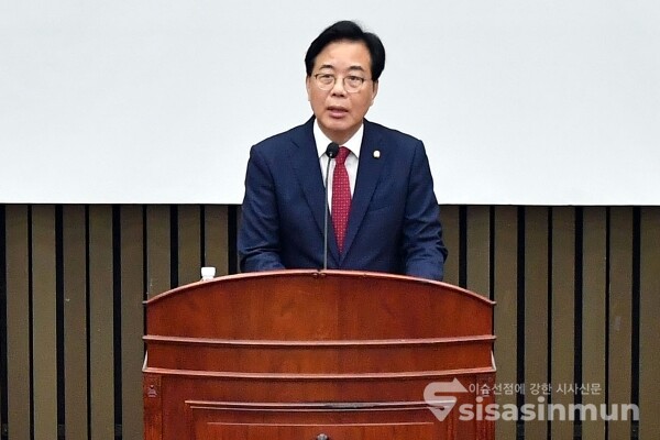 4일 송언석 비상대책위원장 겸 원내대표가 발언을 하고 있다.