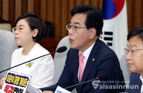 송언석 국민의힘 비상대책위원장 겸 원내대표가 8일 국회에서 열린 원내대책회의에서 발언하고 있다. 사진 / 오훈 기자