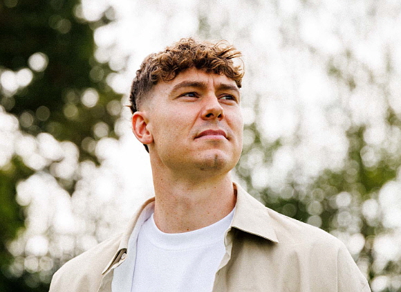 스트란 라르센, 울버햄튼과 재계약 체결. ⓒ울버햄튼 원더러스