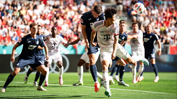 김민재, 선발로 69분 소화하고 종아리 부상으로 교체. ⓒ바이에른 뮌헨