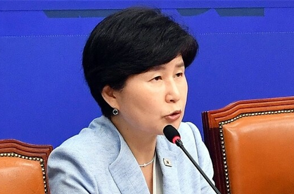 더불어민주당 백혜련 사법개혁특위 위원장이 지난 8월12일 서울 여의도 국회 본청에서 열린 당 사법개혁특별위원회 1차 회의에서 발언을 하고 있다. 사진 / 오훈 기자