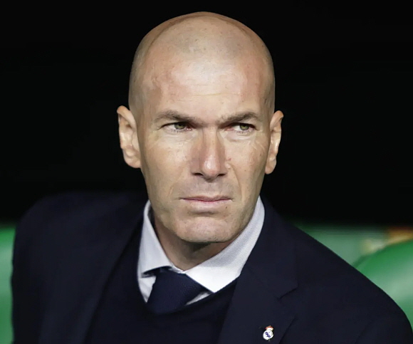 지단, 감독직 복귀는 ‘곧’? ⓒAP